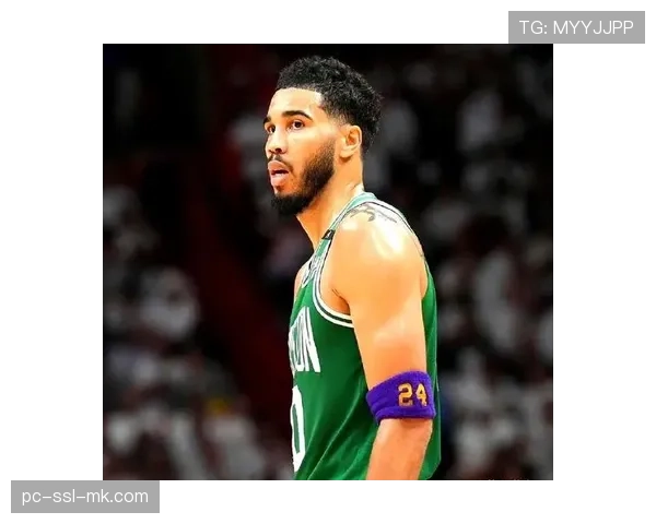 塔图姆第三节独得23分，率绿军一举扭转落后局面